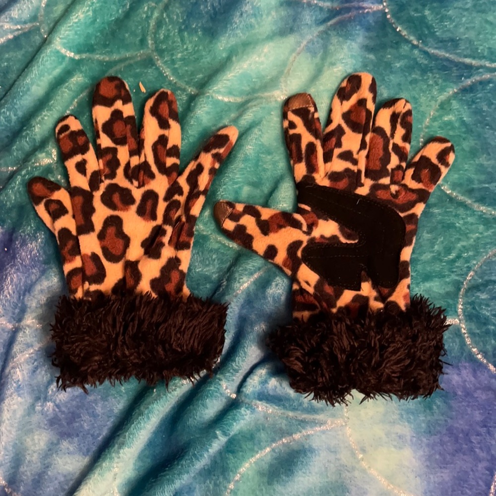 Gloves